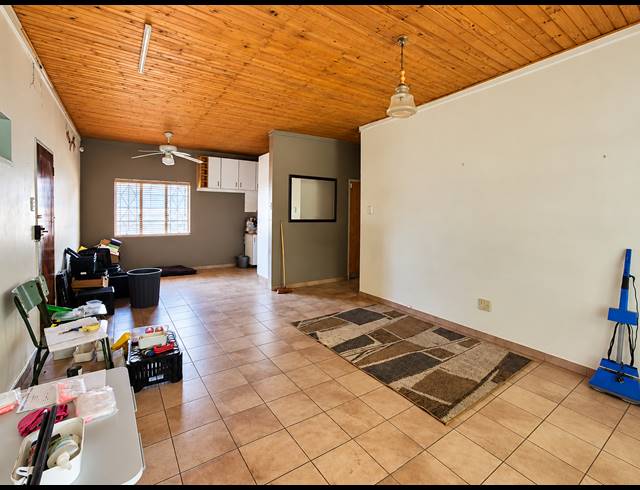 3 BEDROOM HOUSE FOR SALE IN THREE RIVERS